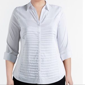 ❌ LAST DAY ❌NWT Zac & Rachel Pintuck Button Blouse